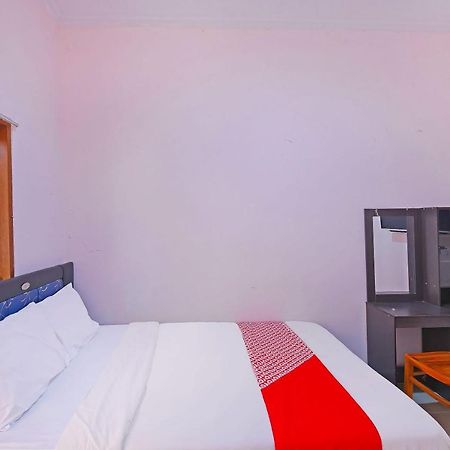Oyo 91445 Sandat Guest House Denpasar  Exterior photo